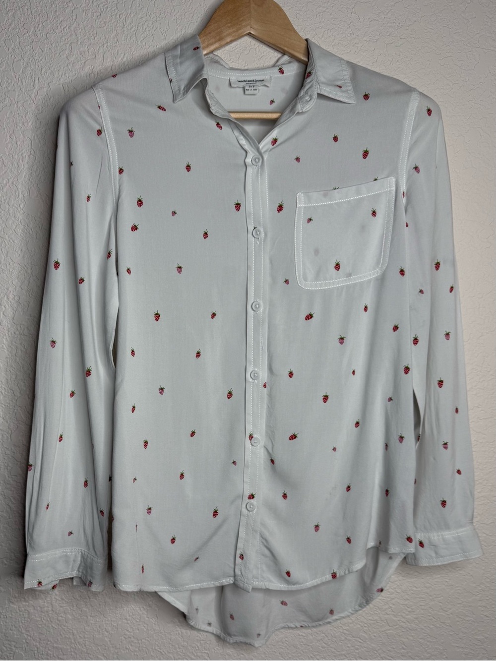 Beachlunchlounge Strawberry Print Button Down Shirt Small Cottagecore